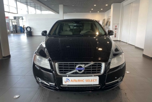 VOLVO S 80