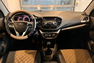 LADA VESTA