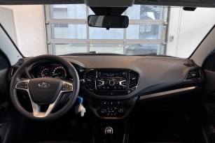 LADA VESTA