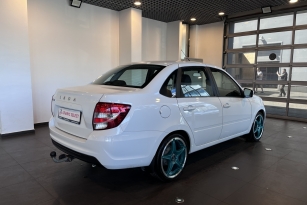 LADA GRANTA