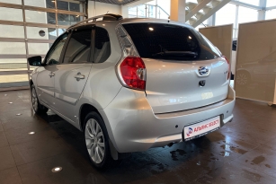 DATSUN MI-DO