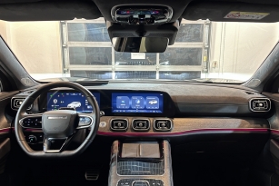 JAECOO J8
