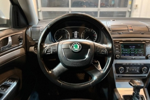 SKODA OKTAVIA