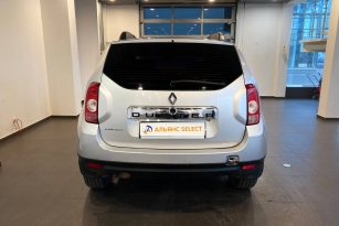 RENAULT DUSTER