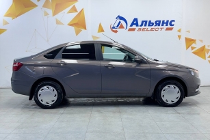 LADA VESTA