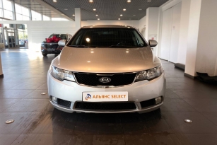 KIA CERATO
