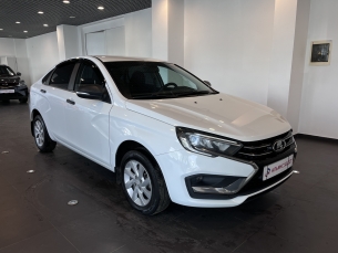 LADA VESTA