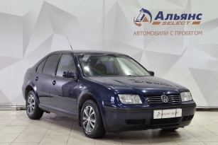 VOLKSWAGEN BORA