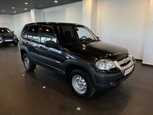 CHEVROLET NIVA