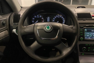 SKODA OKTAVIA