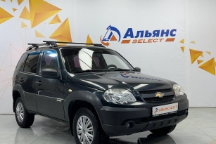 CHEVROLET NIVA