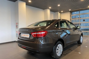 LADA VESTA