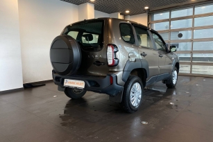 LADA NIVA TRAVEL