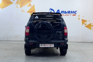 CHEVROLET NIVA