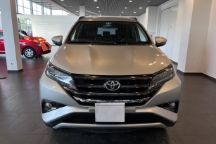 TOYOTA RUSH