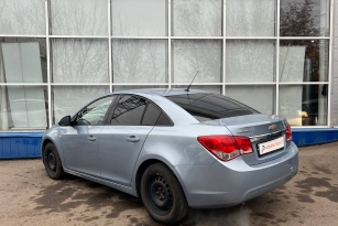 CHEVROLET CRUZE