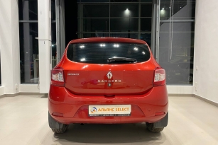 RENAULT SANDERO