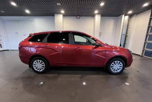 LADA VESTA