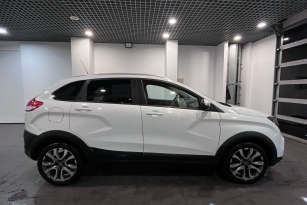 LADA XRAY