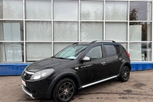 RENAULT SANDERO STEPWAY