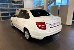 LADA GRANTA