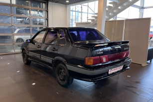 LADA 2115
