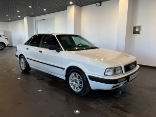 AUDI 80