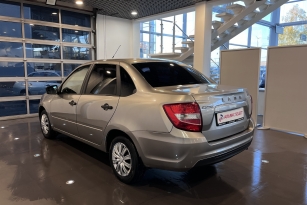 LADA GRANTA