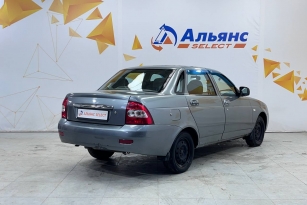 LADA PRIORA