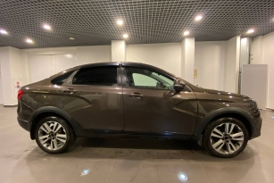 LADA VESTA CROSS