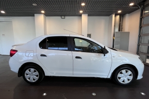 RENAULT LOGAN