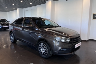 LADA VESTA