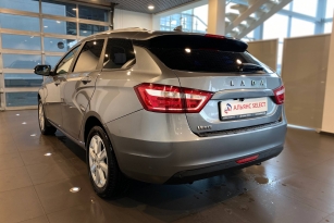 LADA VESTA