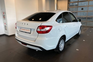 LADA GRANTA
