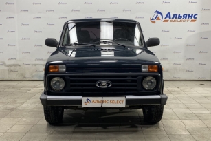 LADA 2121