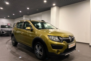 RENAULT SANDERO