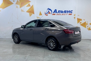 LADA VESTA