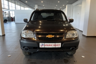 CHEVROLET NIVA