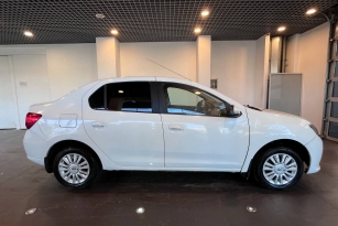 RENAULT LOGAN