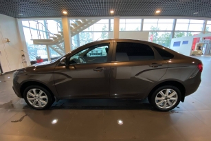 LADA VESTA