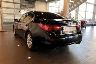 INFINITI Q50