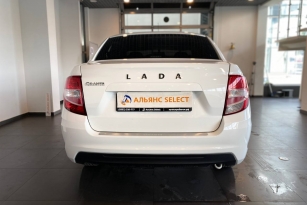 LADA GRANTA