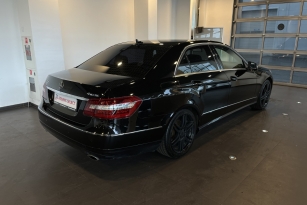 MERCEDES-BENZ E350