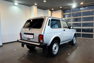 LADA 2121 (4X4)