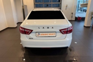 LADA VESTA