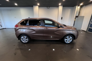 LADA XRAY