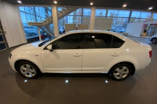 SKODA OKTAVIA