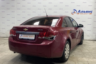 CHEVROLET CRUZE