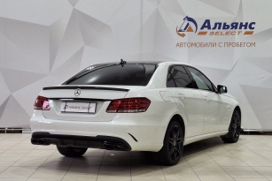 MERCEDES-BENZ A180D