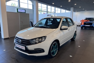LADA GRANTA